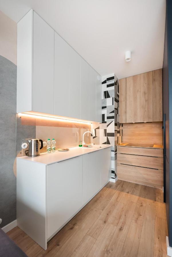 Postepu Comfort Apartment Варшава Экстерьер фото